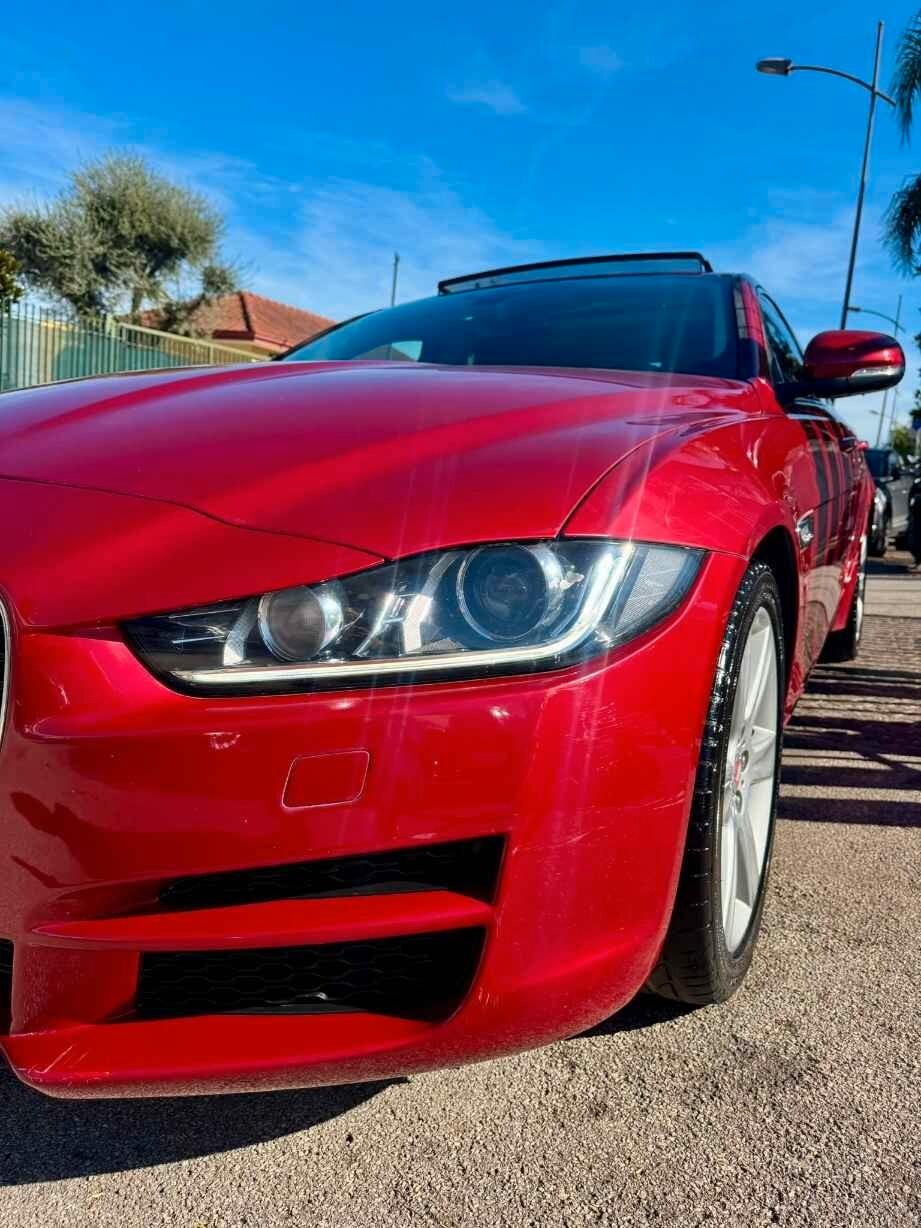 JAGUAR XE 2.0 D aut. Portfolio 180 CV