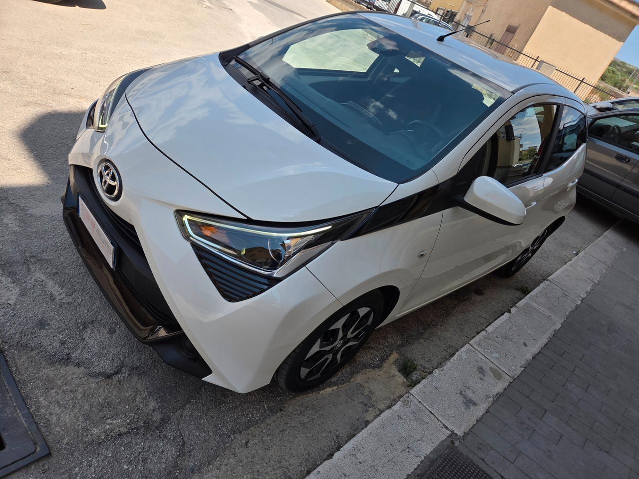 TOYOTA AYGO 1.0 BENZ 72 CV ANNO 2019 SOLI KM 80000 CERTIF