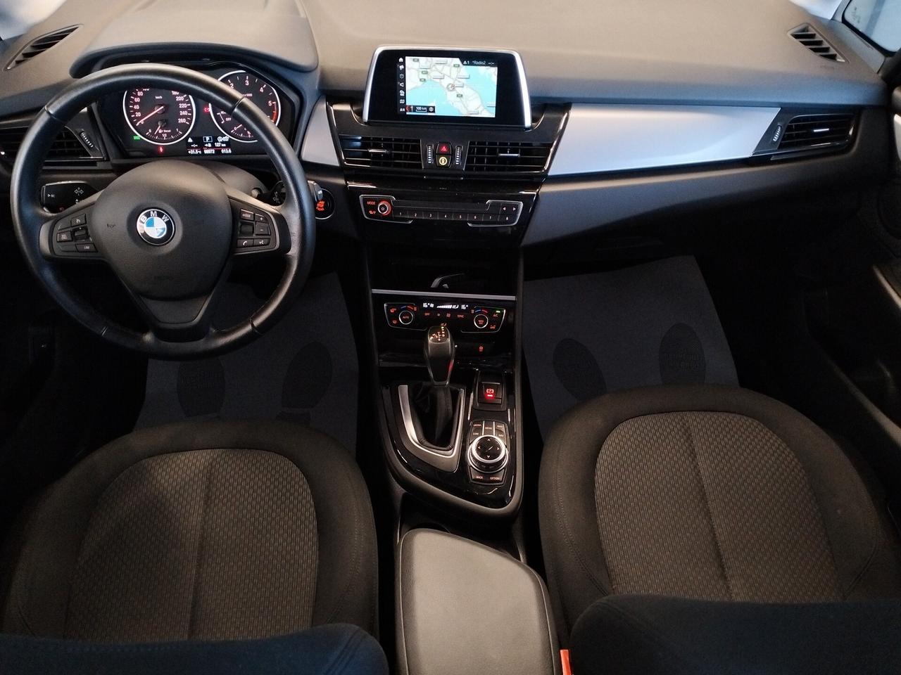 Bmw 2er Active Tourer 218d Advantage