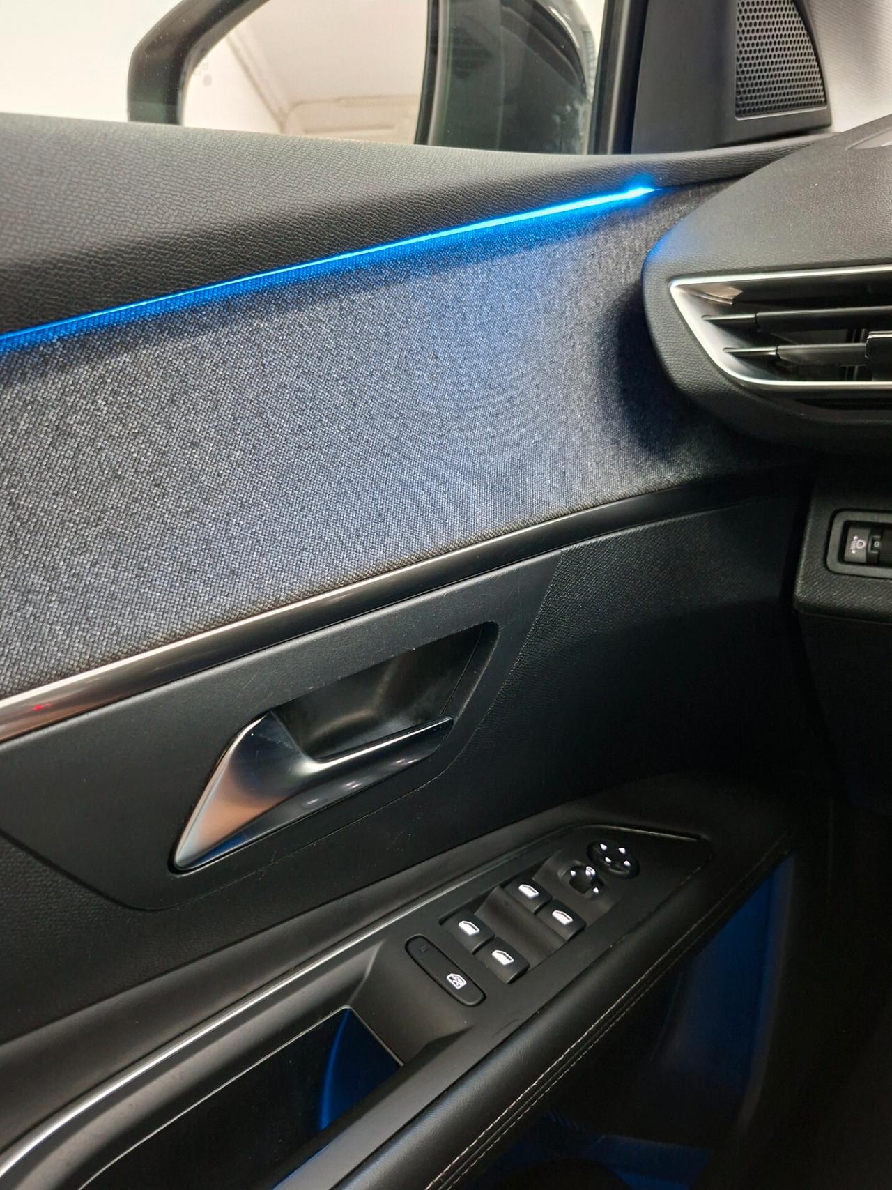 Peugeot 3008 Allure 1.6 BlueHDi 120cv