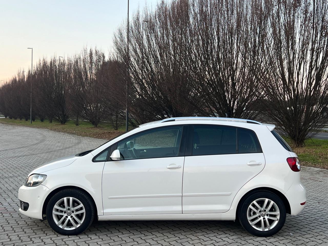 Volkswagen Golf Plus 1.6 TDI DPF DSG 5p. Highline