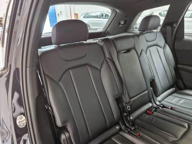 AUDI Q7 50 TDI quattro tiptronic Sport