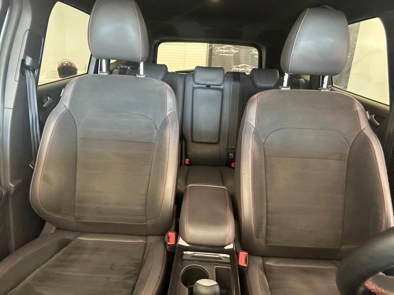 Ford Kuga 1.5 TDCI 120CV 2WD ST-Line 2018