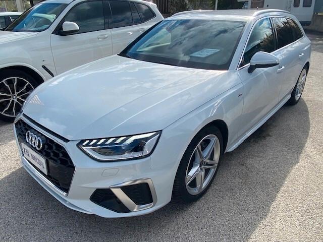 Audi A4 Avant 40 TDI S tronic Quatt line edition 2024