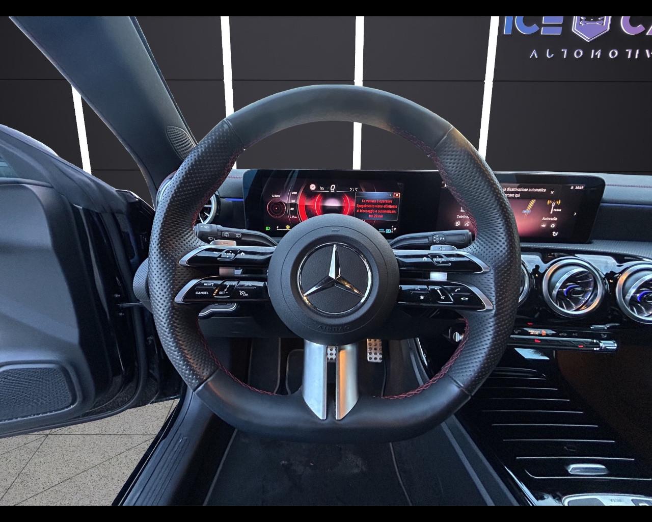 Mercedes-Benz CLA 180 Automatic Shooting Brake AMG Line Premium Plus