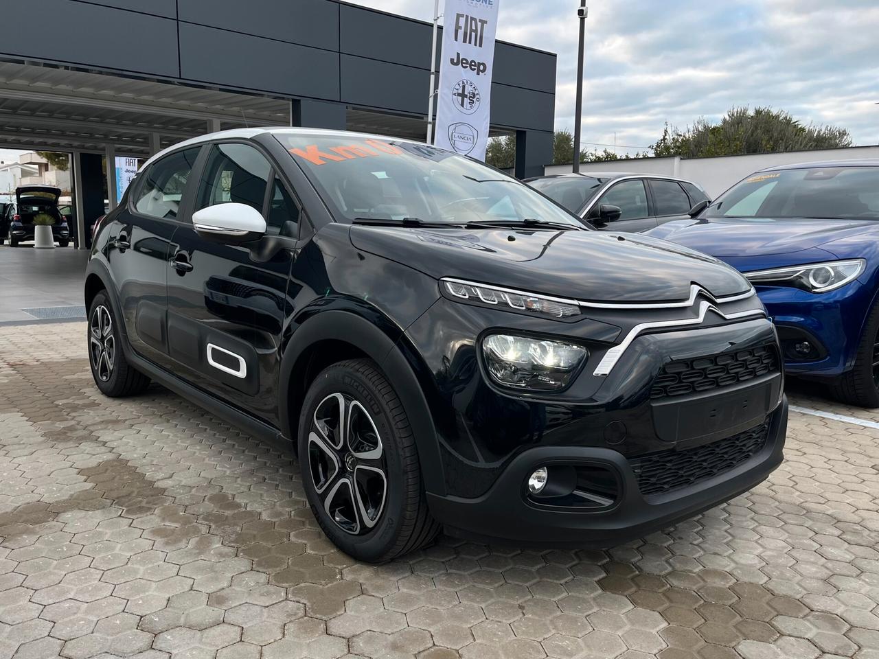 Citroen C3 PureTech 83 S&S Plus Km0 (Bicolore Onyx Black - tetto Opal White)