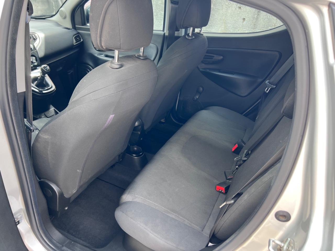 Lancia Ypsilon 1.2 69 CV 5 porte GPL Ecochic Gold