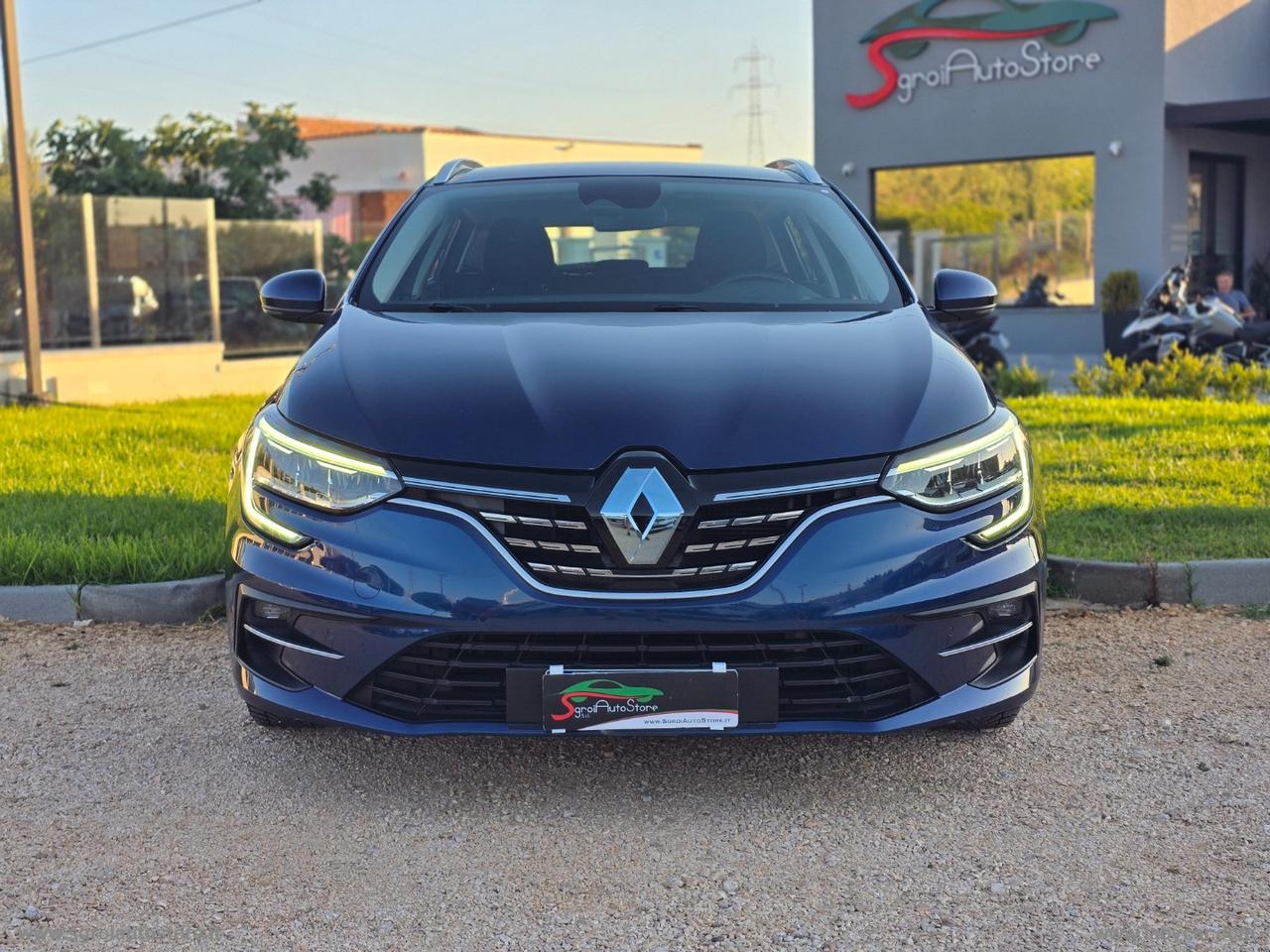 RENAULT Mégane Sporter Blue dCi 115CV EDC Bus.
