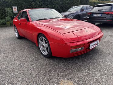 Porsche 944 Turbo S