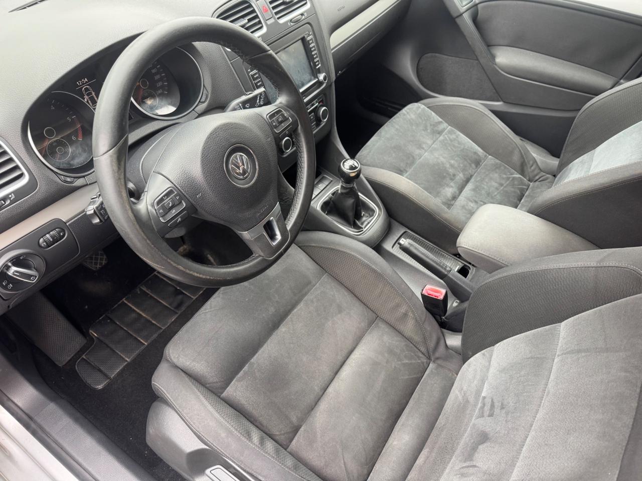 VW Golf 1.6 TDI 5p. Highline neopaten garanzia 12 mesi