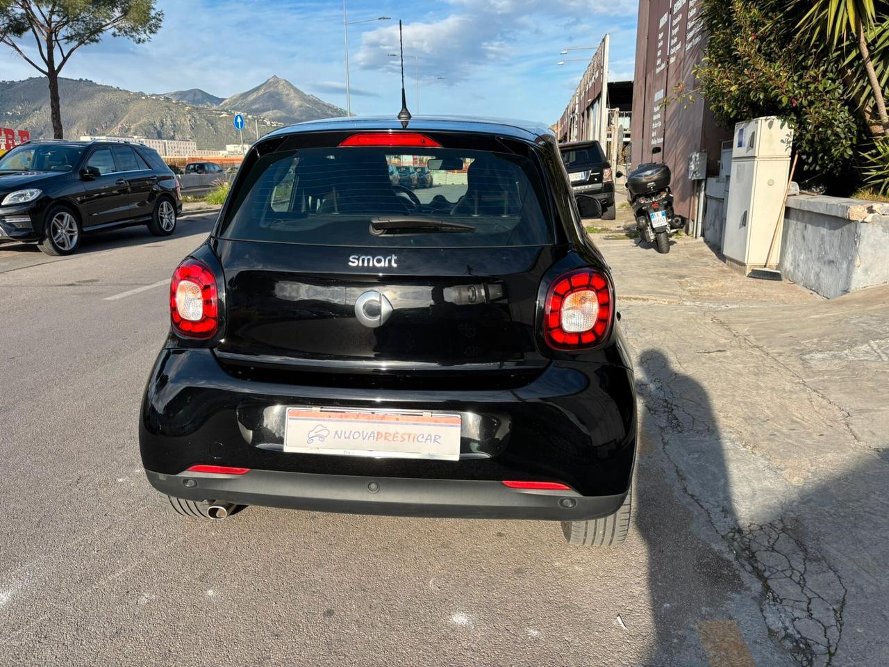 Smart ForFour 1.0