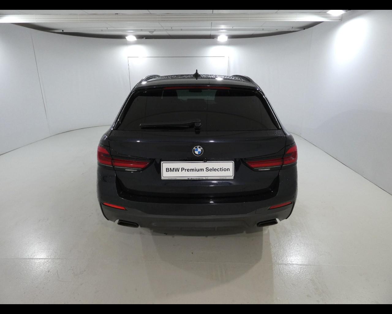 BMW Serie 5(G30/31/F90) - 530d 48V xDrive Touring Msport