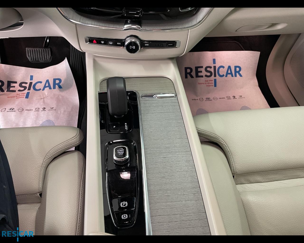 VOLVO XC60 2.0 b4 Plus Bright awd auto IVA ESPOSTA