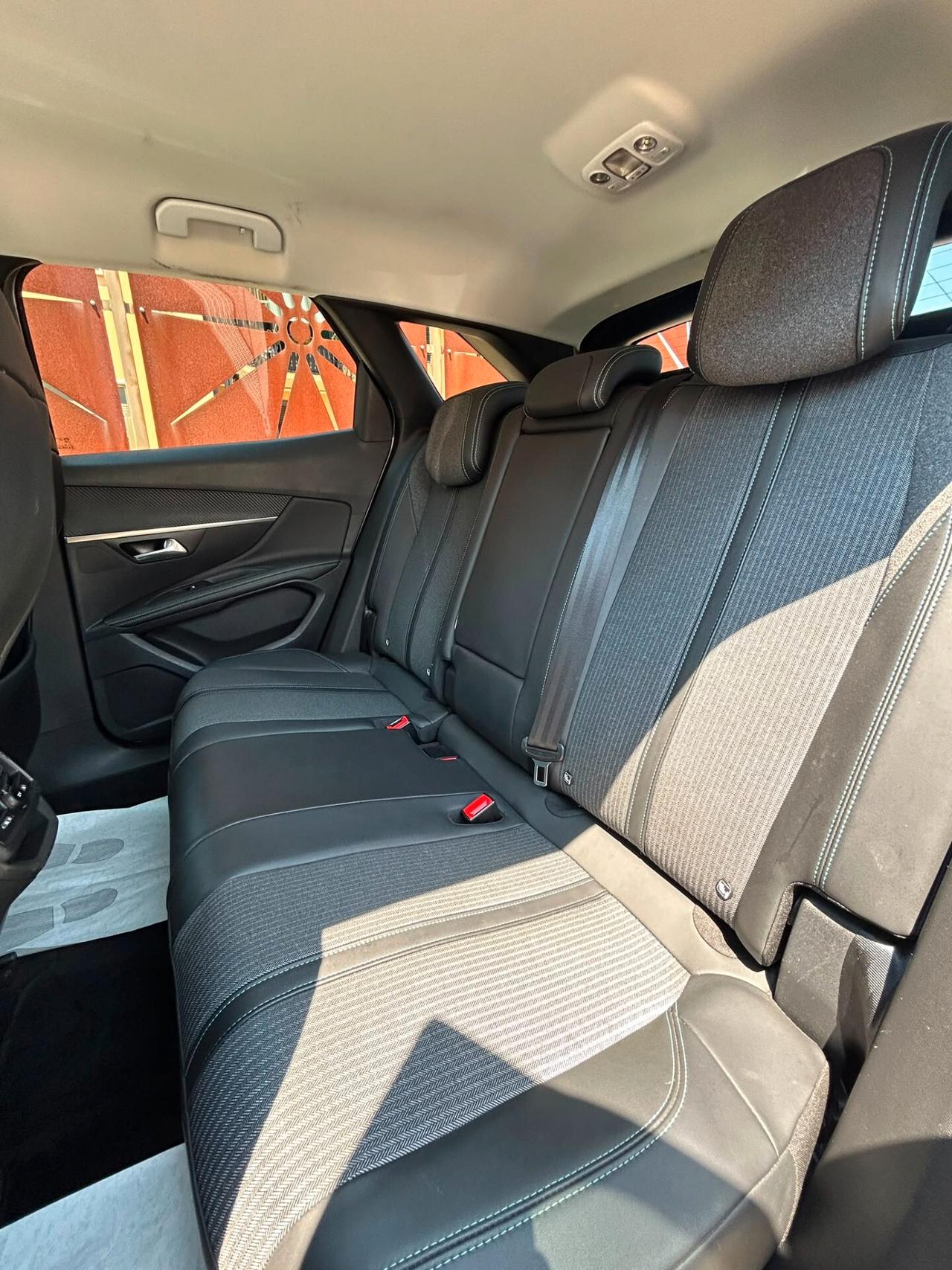 Peugeot 3008 BlueHDi 130 S&S EAT8 GT