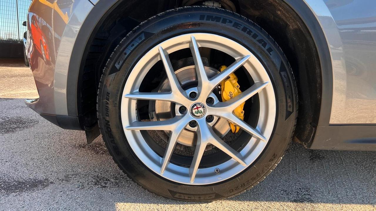 Alfa Romeo Stelvio 2.2 Turbodiesel 210 CV AT8 Q4 Executive