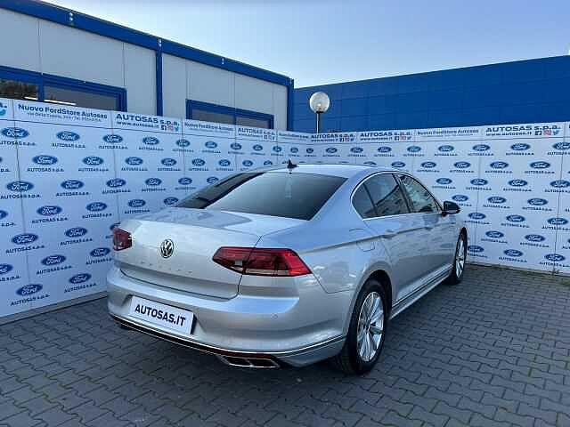 Volkswagen Passat 8ª serie 1.6 TDI SCR DSG Business BMT