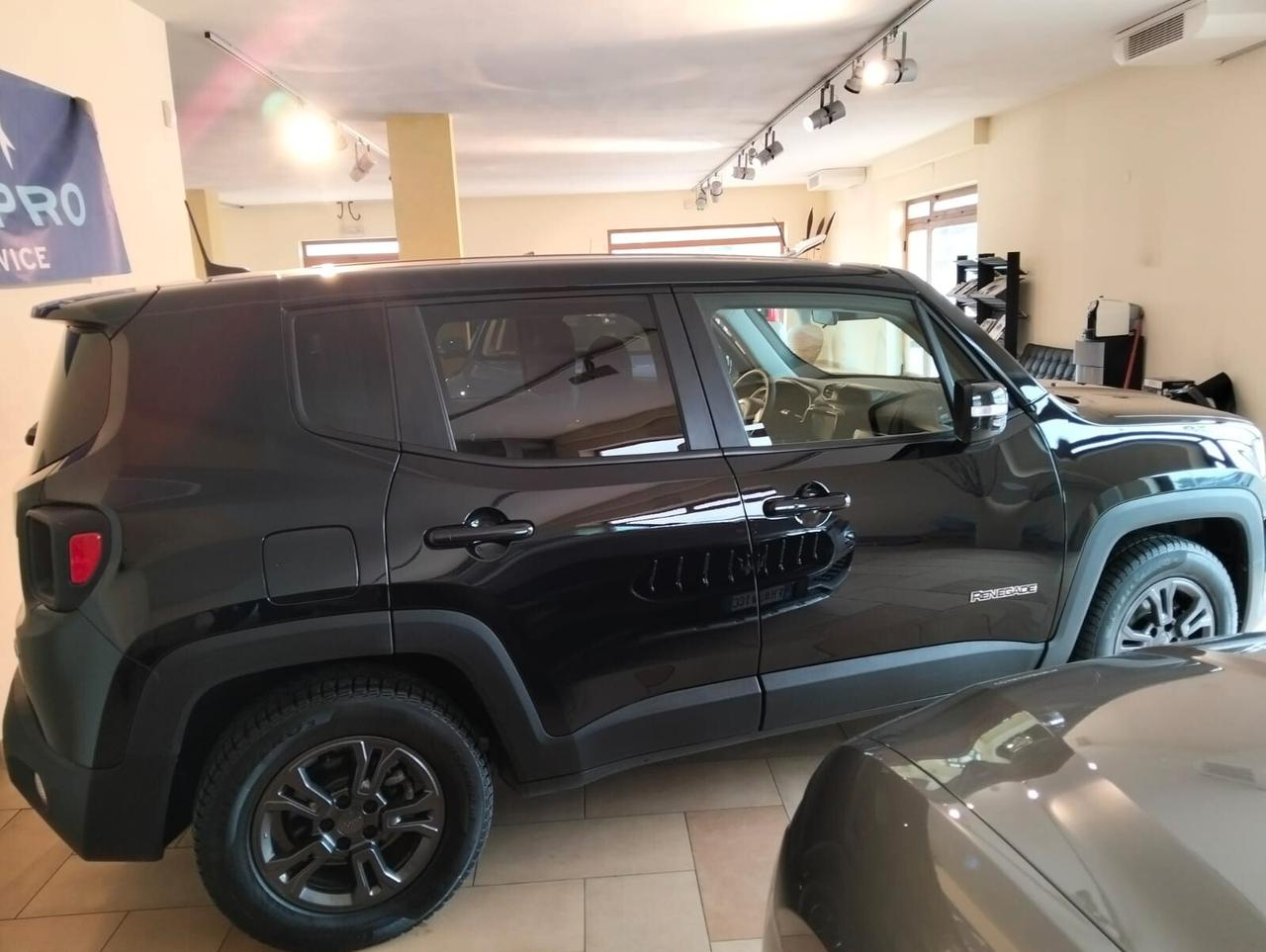 Jeep Renegade 1.6 Mjt 130 CV Business