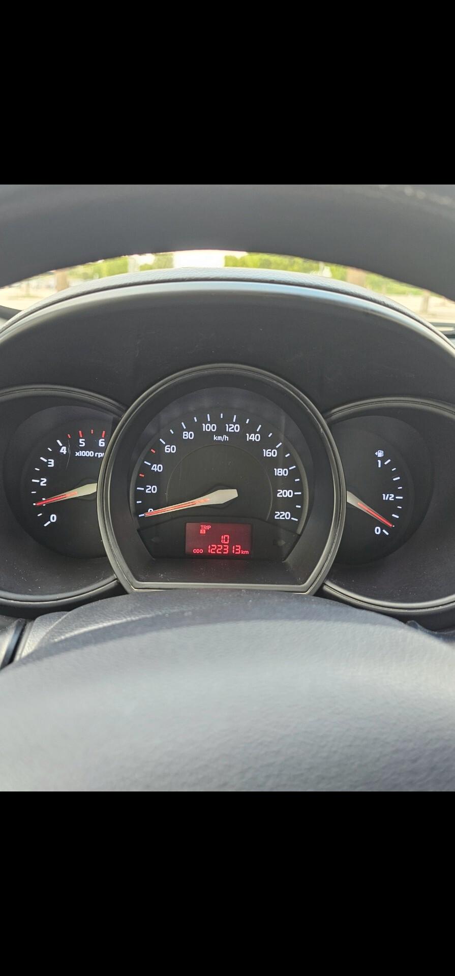 Kia Rio 1.1 CRDi WGT 5p. LX