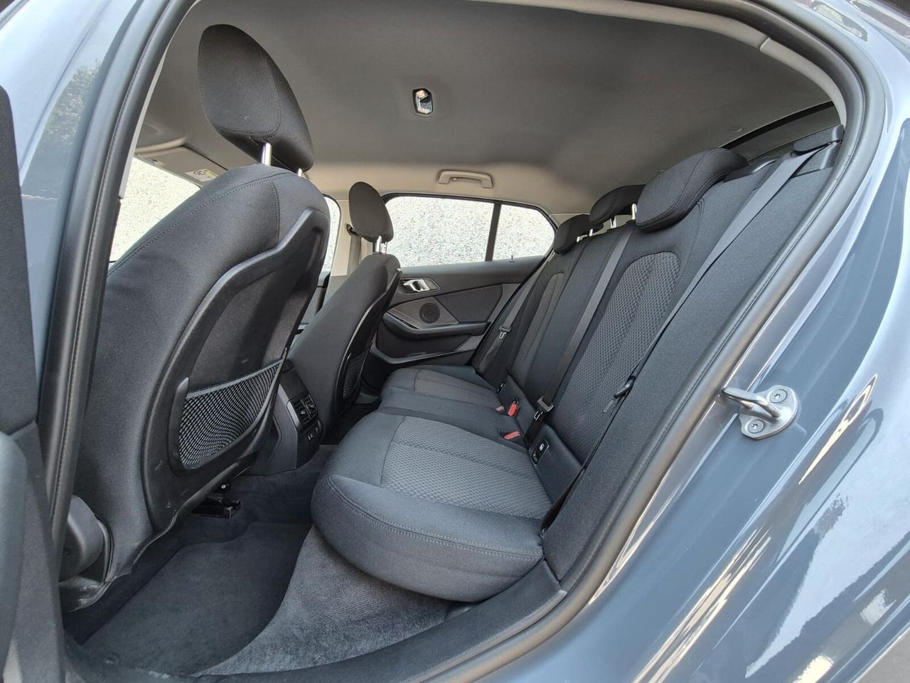 Bmw 118i 5p. Business Advantage