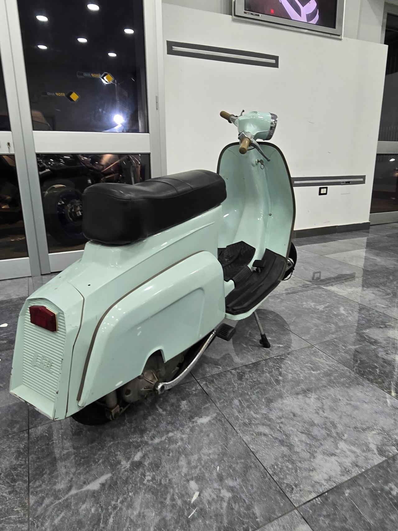 Lambretta J J50