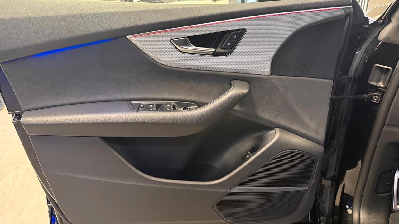 AUDI Q8 SUV TDI QUATTRO S-LINE EDITION 2025