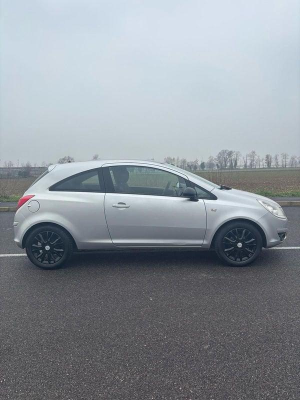 Opel Corsa NEOP. 1.2 80CV 3 porte GPL-TECH Enjoy