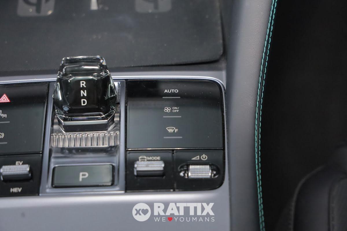 BYD Seal U DM-i 1.5 PHEV Boost + tetto apribile