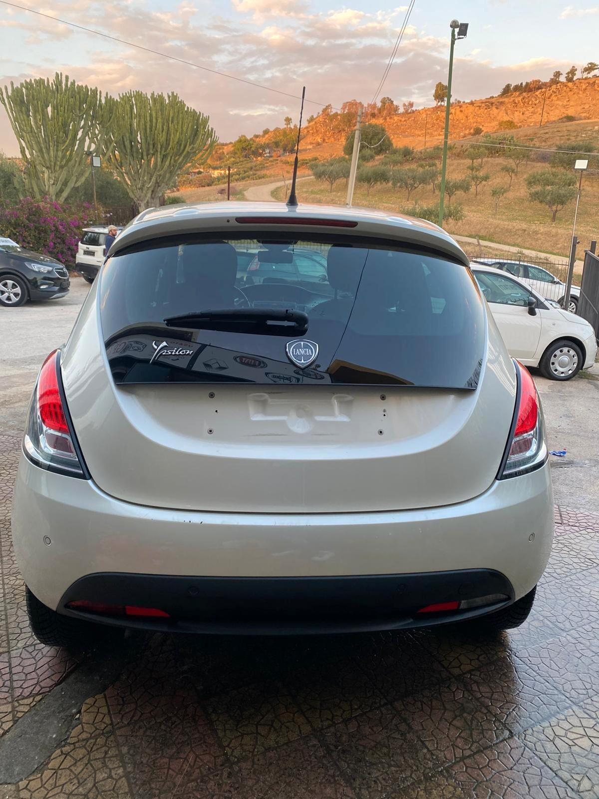 Lancia Ypsilon 1.3 MJT 16V 95 CV 5 porte S&S Platinum