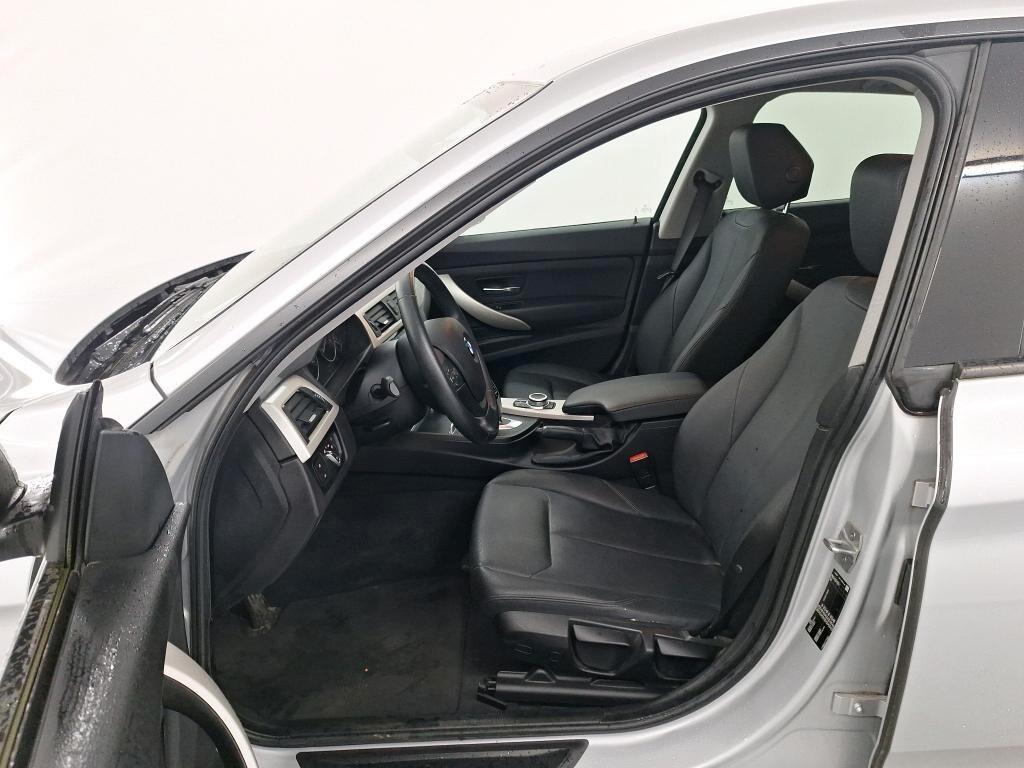 BMW 318D GRAN TURISMO 136CV STEPTRONIC BUSINESS ADVANTAGE ( FARI LED - PELLE - PDC )