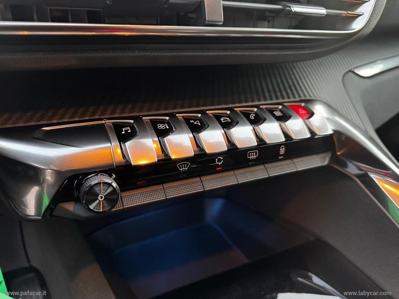 PEUGEOT 3008 BlueHDi 130 S&S Crossway