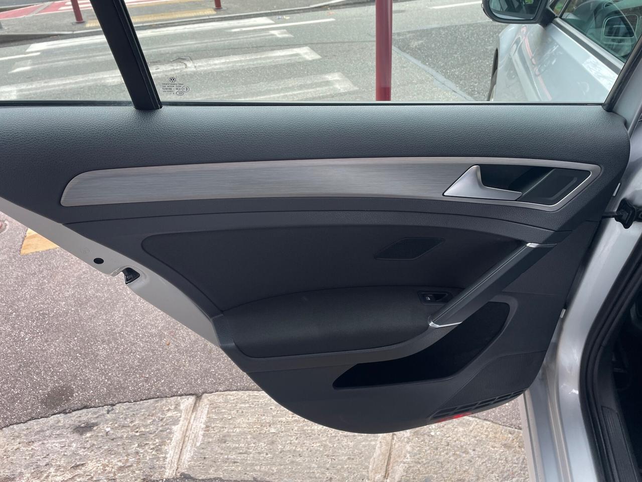 Volkswagen Golf 1.6 TDI 110 CV/GARANZIA 12 MESI