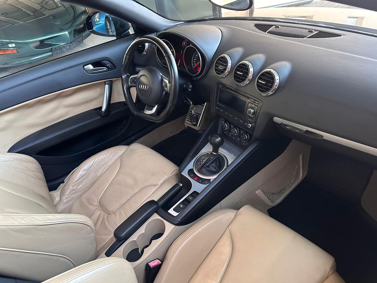 Audi TT Roadster 3.2 V6 quattro S tronic Permute