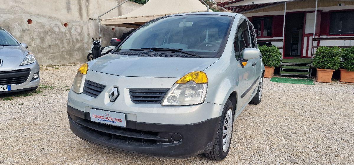 RENAULT Modus 1.2 16V Dynamique
