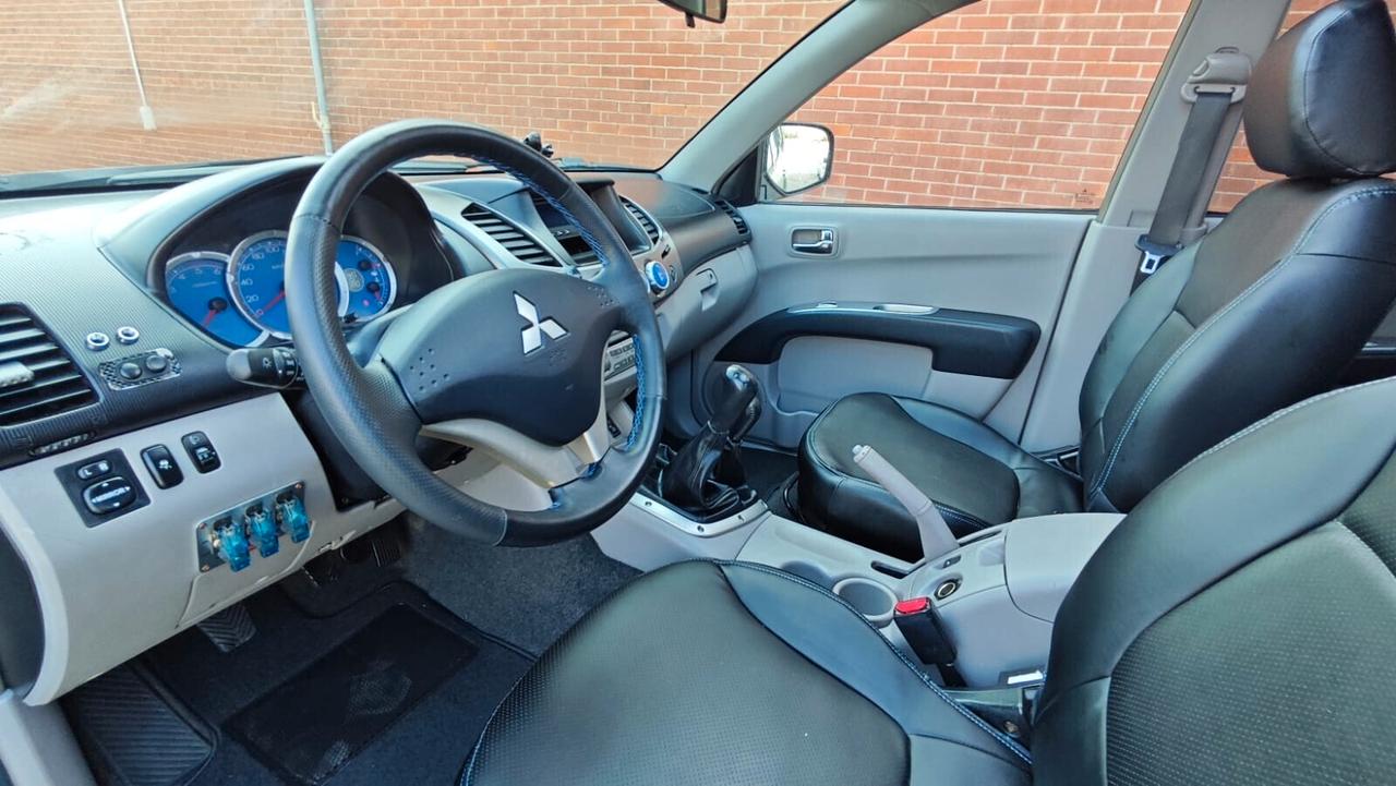 Mitsubishi L200 2.5 DI-D/136CV Club Cab Intense