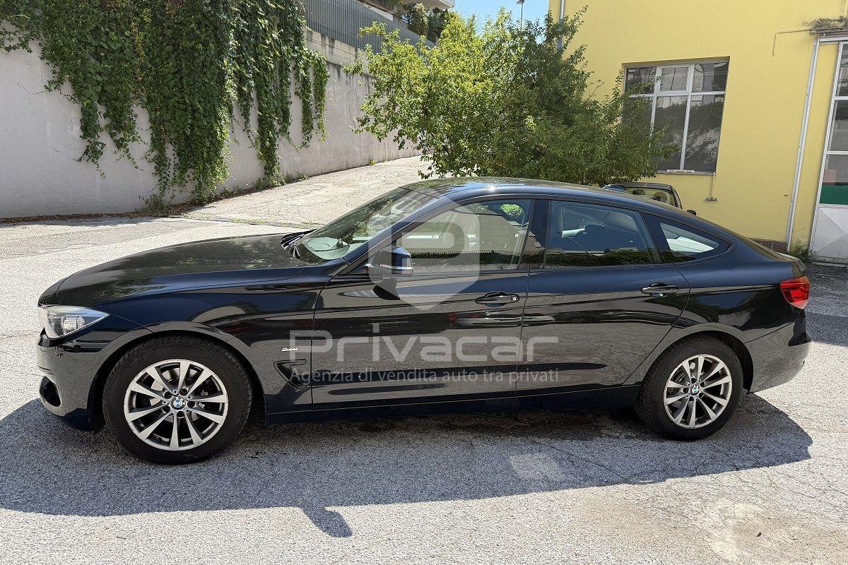 BMW 320i Gran Turismo Luxury