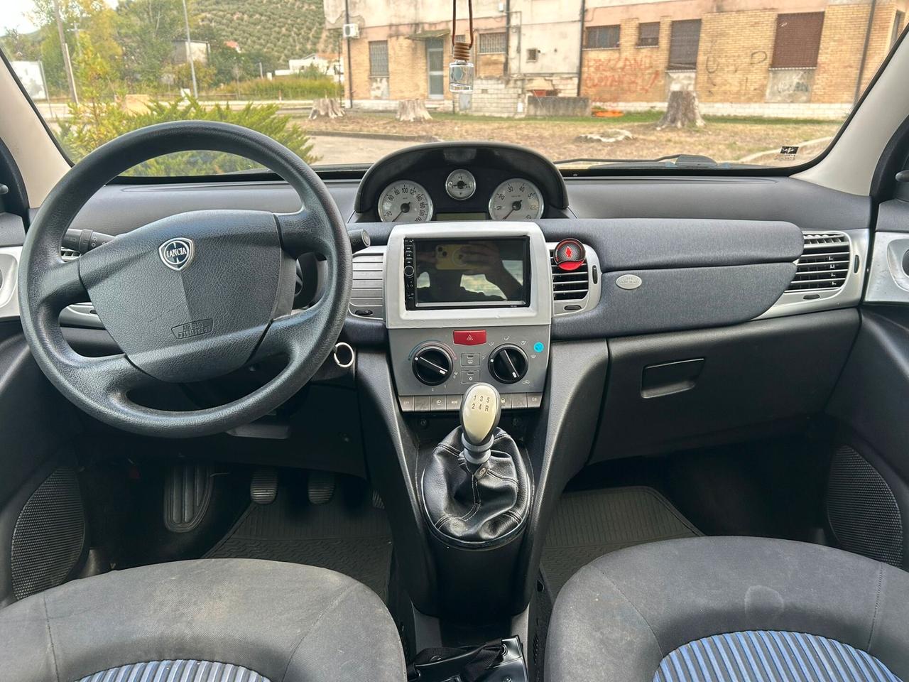 Lancia Ypsilon 1.2 GOLD ORO