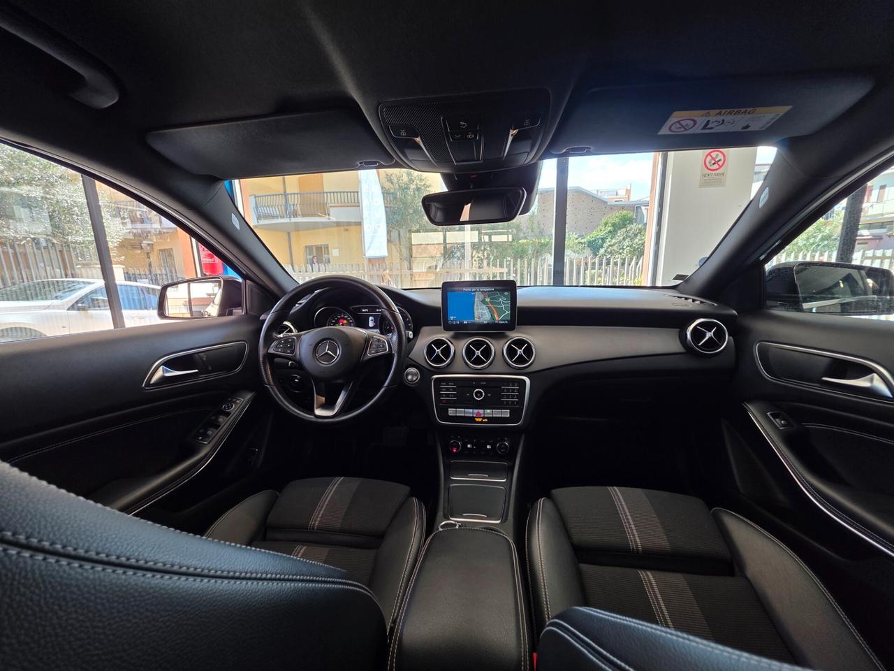 Mercedes-benz GLA 200 d Automatic 4Matic Sport