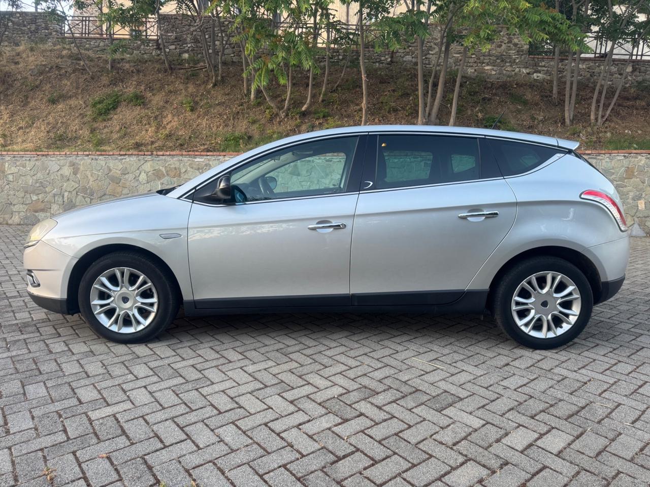 Lancia Delta 1.6 Multijet 120Cv *PLATINO* 2011