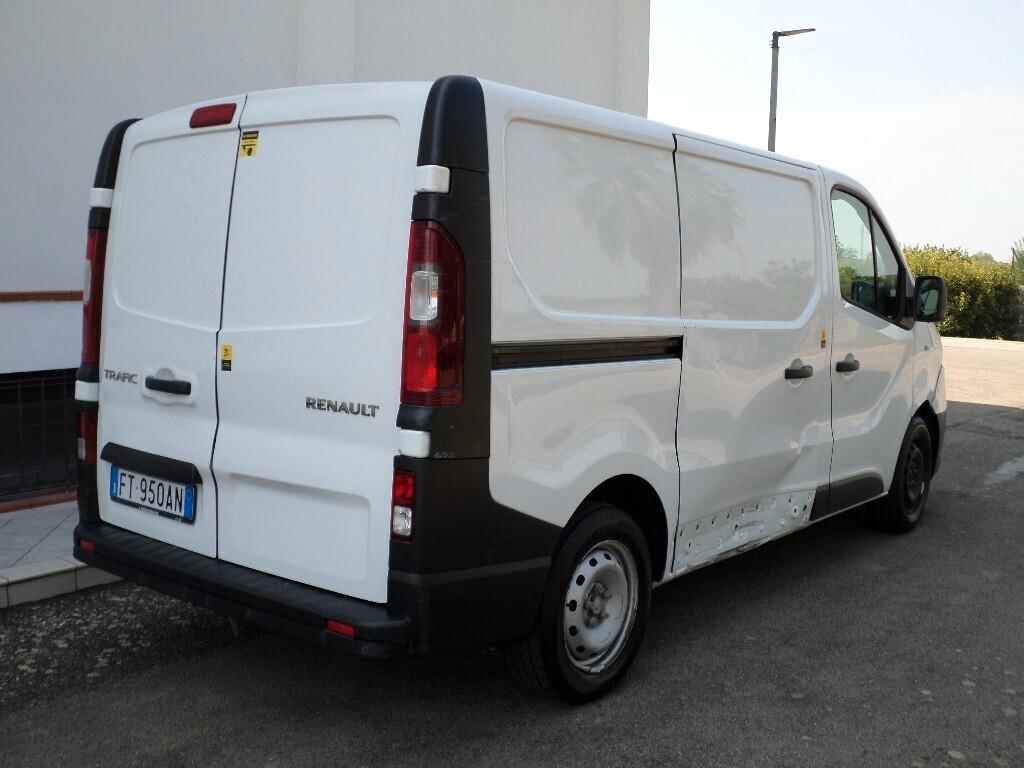 RENAULT TRAFIC 1.6DCI