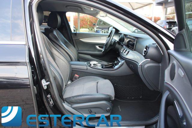MERCEDES-BENZ E 220 d S.W. Auto Premium AMG