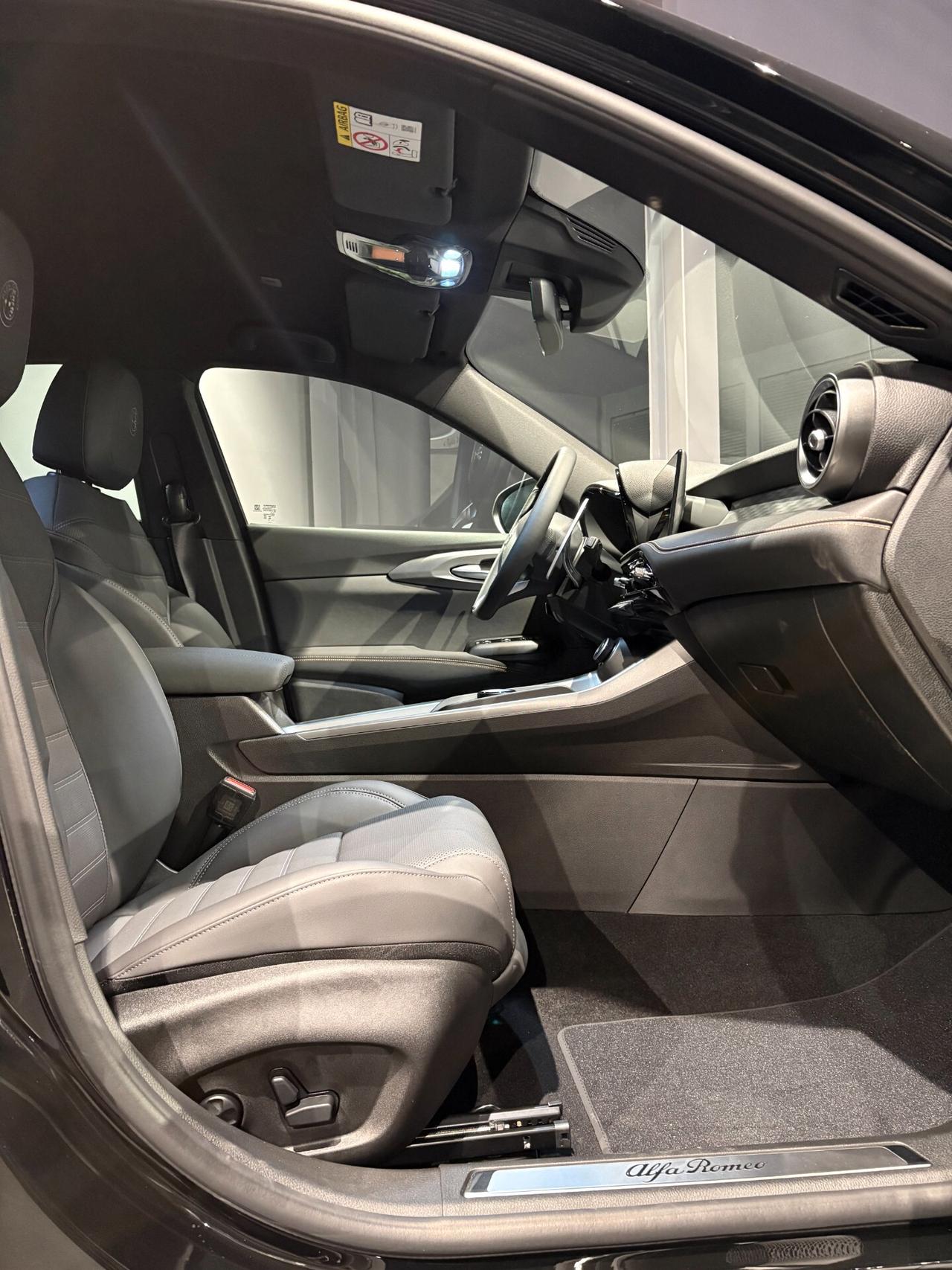 Alfa Romeo Tonale 1.6 diesel 130 CV TCT6 Veloce