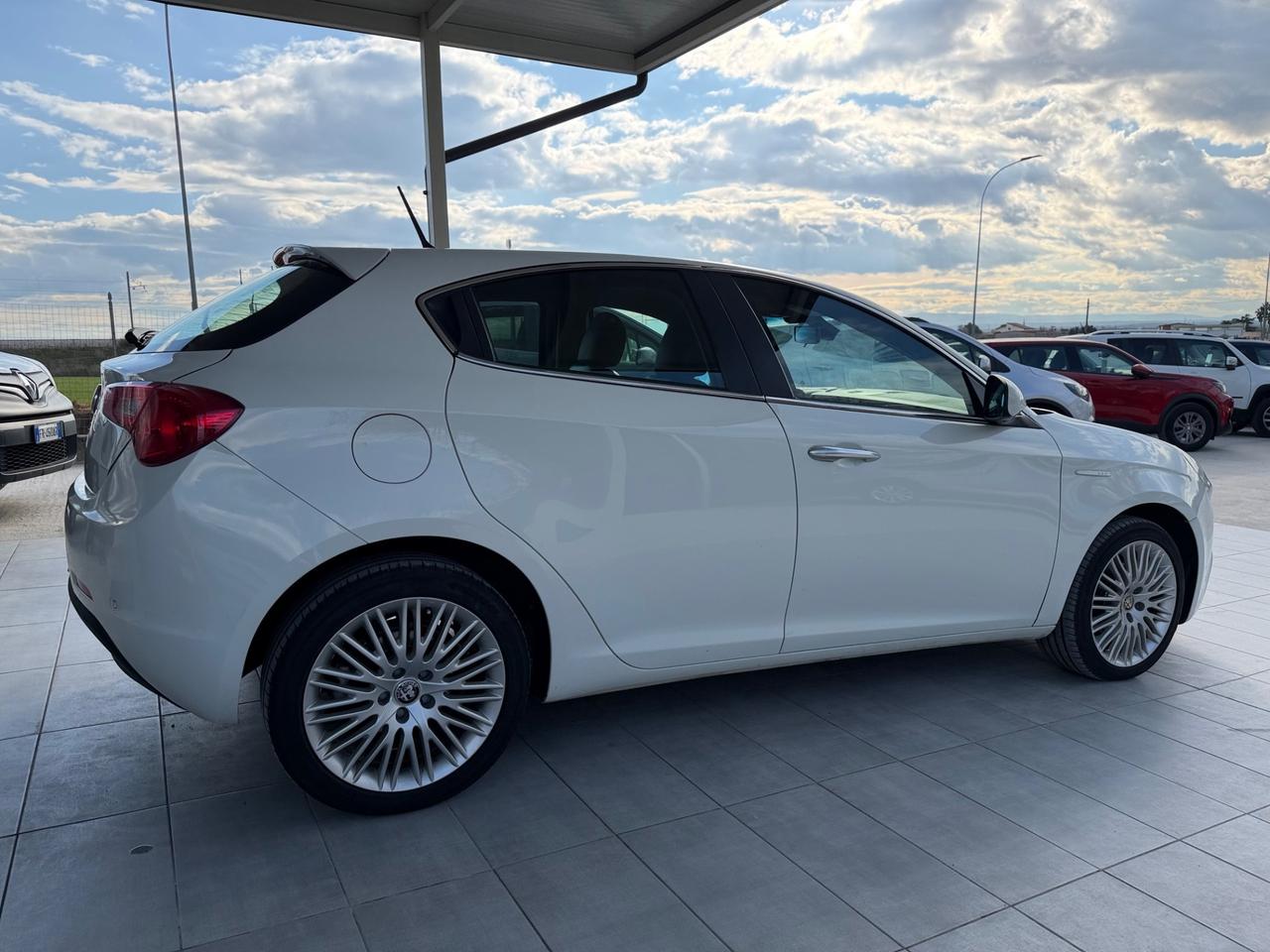 Alfa Romeo Giulietta 1.6 JTDm-2 105 CV Exclusive