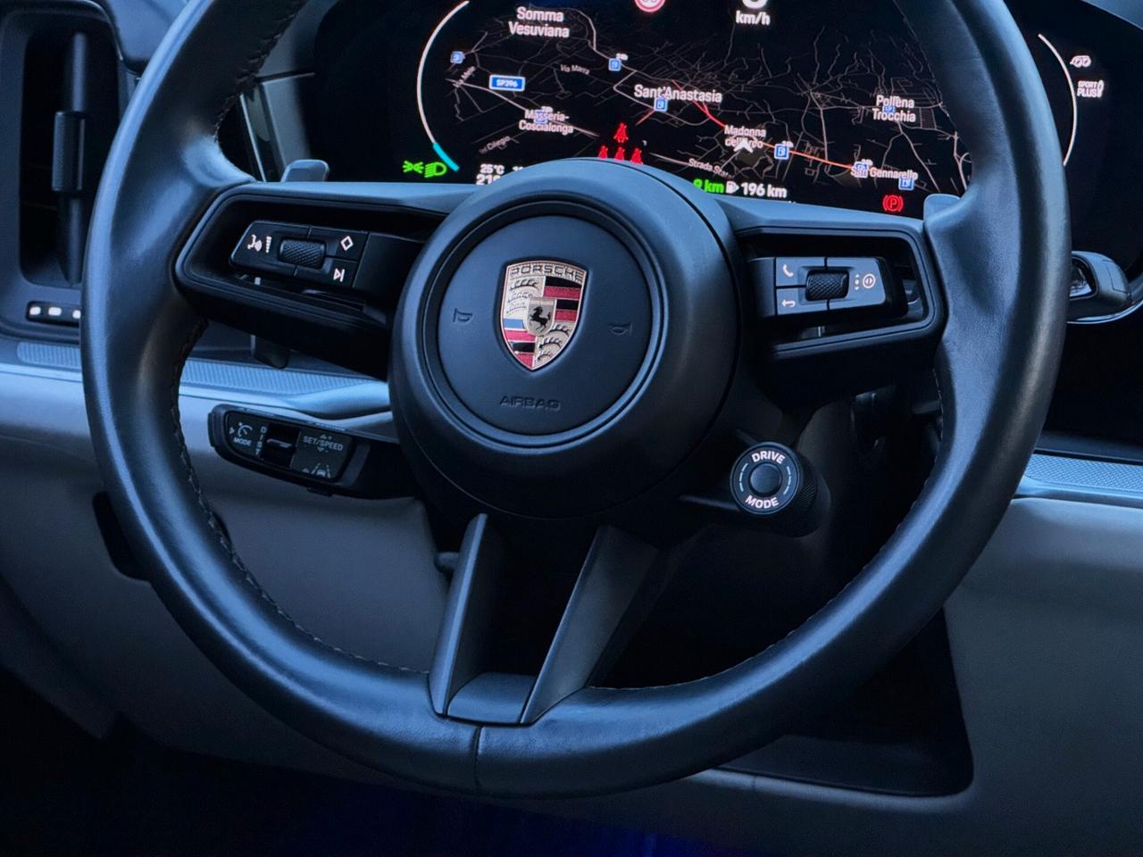 Porsche Cayenne Coupe 3.0 E-hybrid TETTO TV DISPLAY