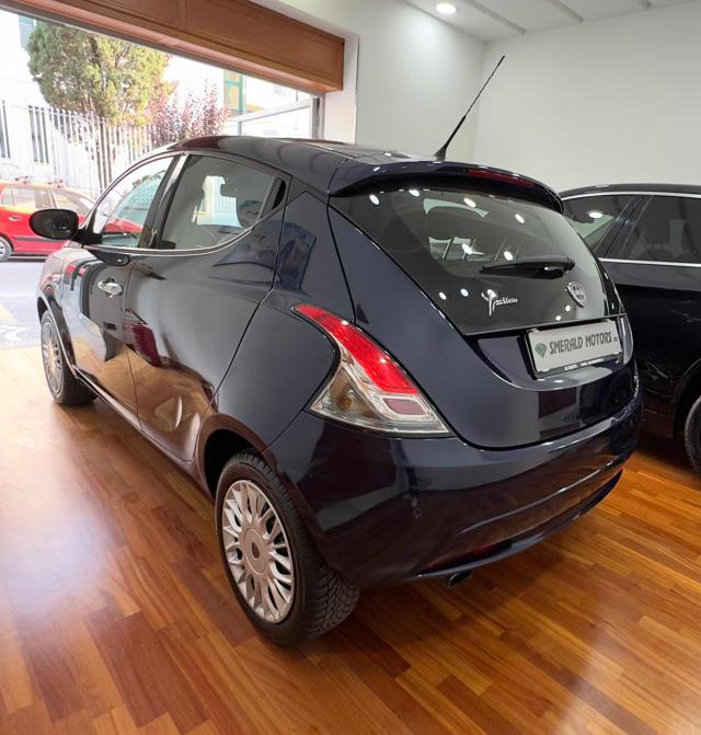 LANCIA Ypsilon 1.2 69 CV 5 porte Gold