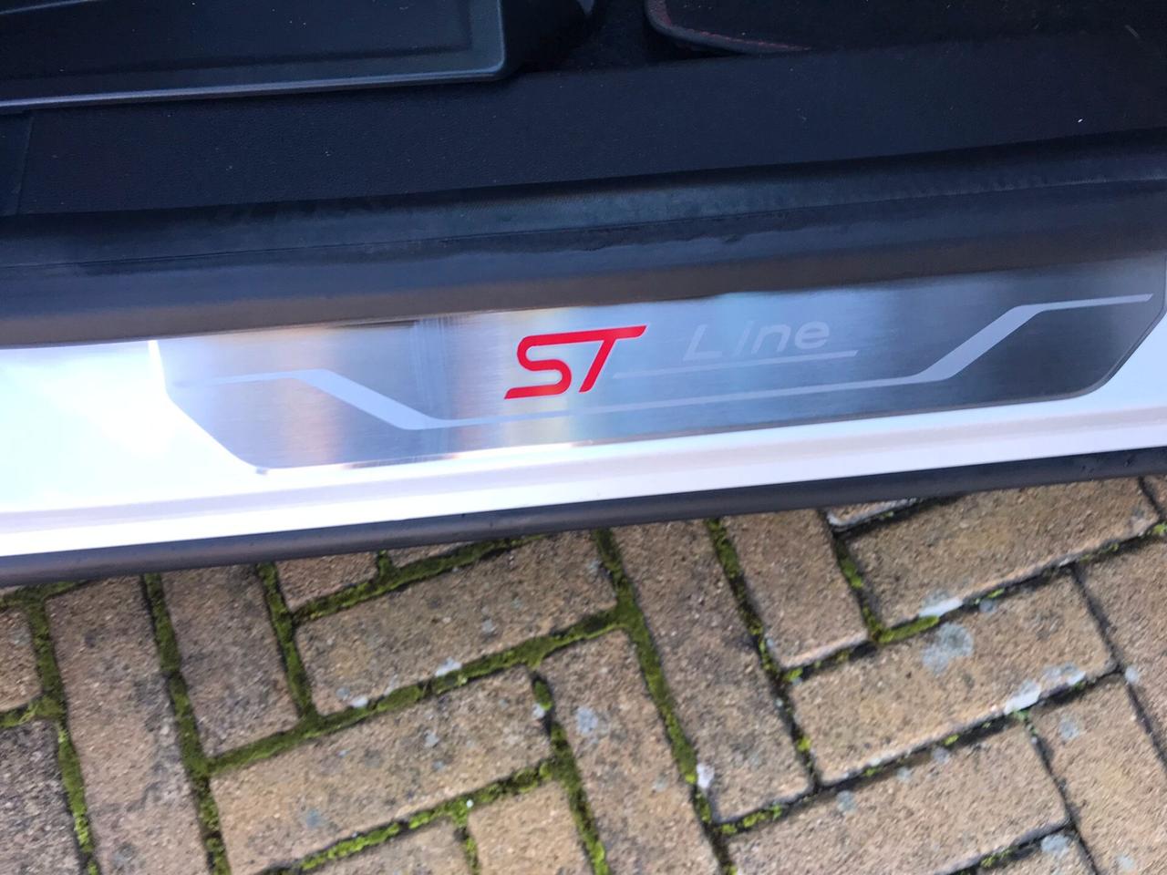 Ford Puma 1.0 EcoBoost Hybrid 125 CV S&S ST-Line