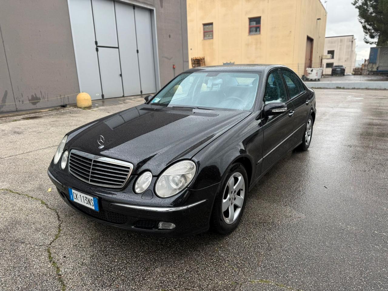 MERCEDES E220 AVANTGARDE 2004 12 MESI DI GARANZIA