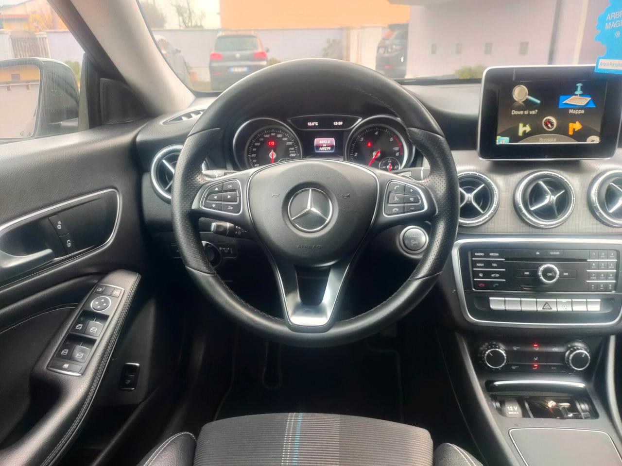Mercedes-benz CLA 200 d 4Matic Automatic Sport neopatentati