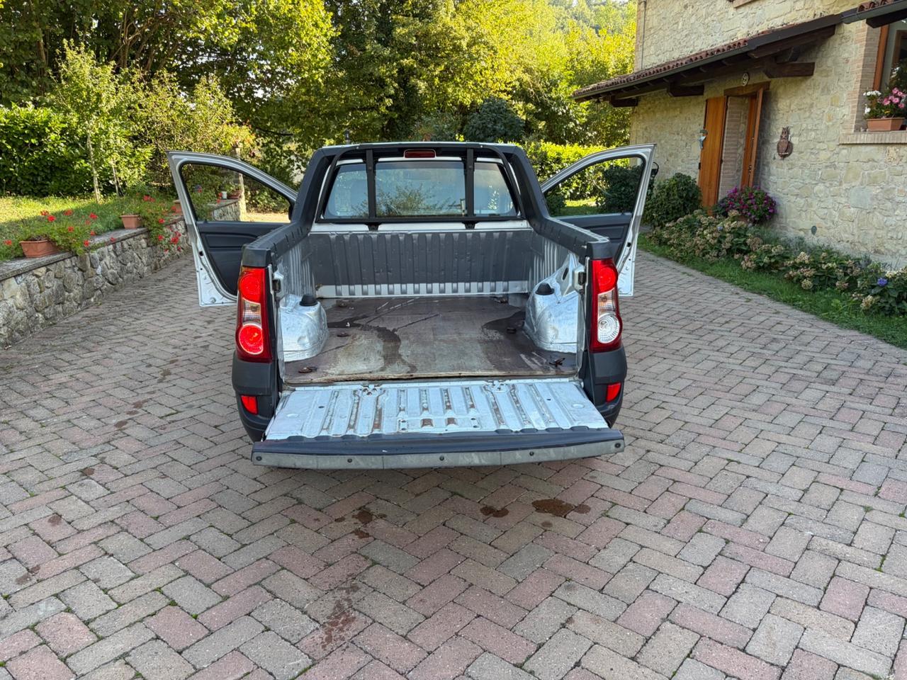 Dacia Logan 1.6 BENZINA/GPL Pik Up 2 POSTI