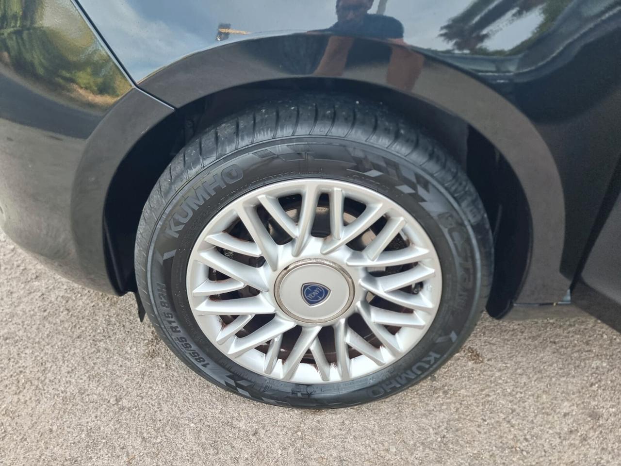 Lancia Ypsilon 1.3 MJT 16V 95 CV 5 porte S&S Gold
