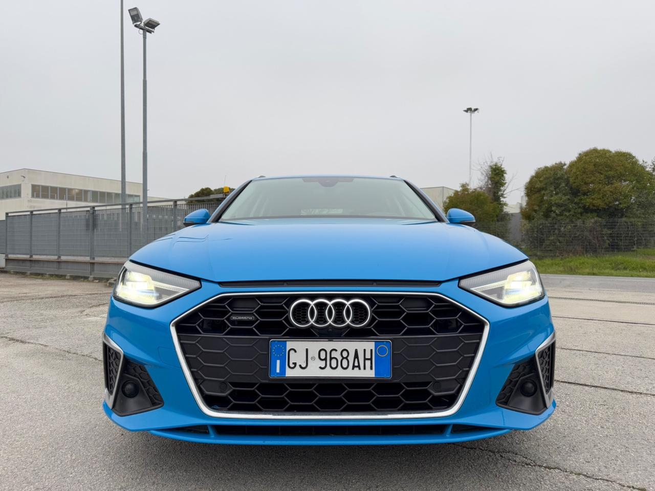 AUDI A4 Avant Quattro S-LINE - Virtual Led 18
